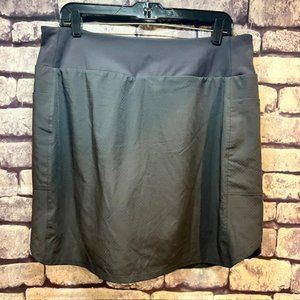 Zuda Gray Athletic Skort Size Large